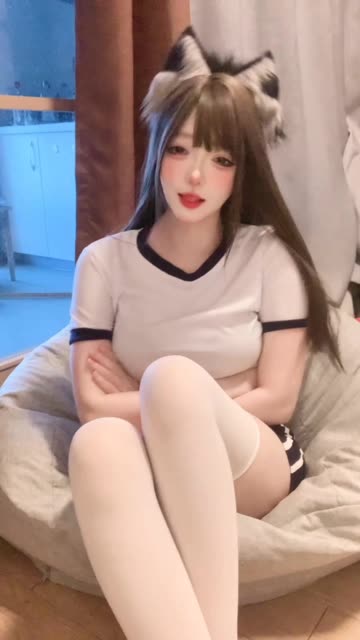 水蜜桃桃cc微密圈视图,夏日解暑必备的桃桃sama清凉大片