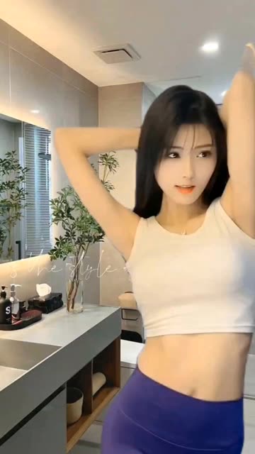 #梅美baby#双马尾摇摆,微密圈内的活力与魅力