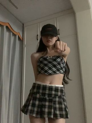 智桃lucky微密圈资源下载,抖音网红智桃的独特魅力尽收眼底