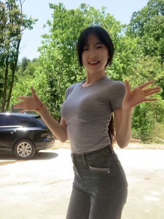 智桃lucky维密照片资源合集，抖音智桃直播跳舞高清录屏下载