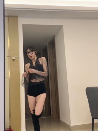 智桃Lucky的微密圈作品赏析,高颜值与才华的完美结合
