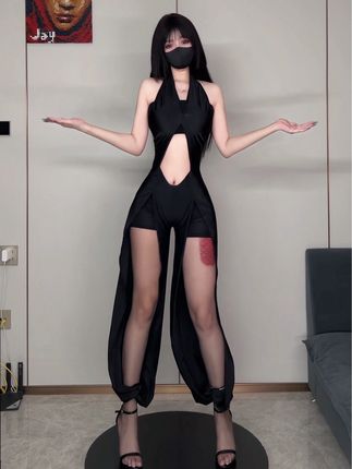 微博网红阿尔卑香小狗子微密圈作品,颜值与身材完美结合的可爱女神