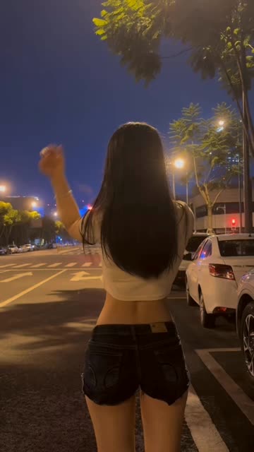 詹詹(詹妮)0220微密圈VIP资源,高清写真打包下载