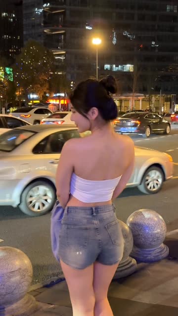 詹詹(詹妮)微密圈穿搭作品分享每日穿搭灵感源源不断,深度解读詹妮的时尚穿搭美学