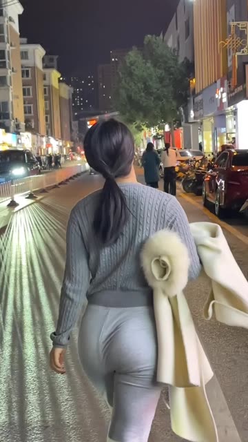 詹詹(詹妮)微密圈#嘉宾专享帖#09月17日红色丁字裤作品打包性感尽显,经典红色丁字裤作品全收录
