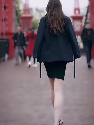 猪小七身材的绝美视角,放心看不违规!探秘猪小七的完美身材展示