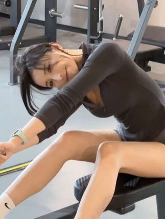 李嘉欣97微博内容解读，深度分析微博背后的意义