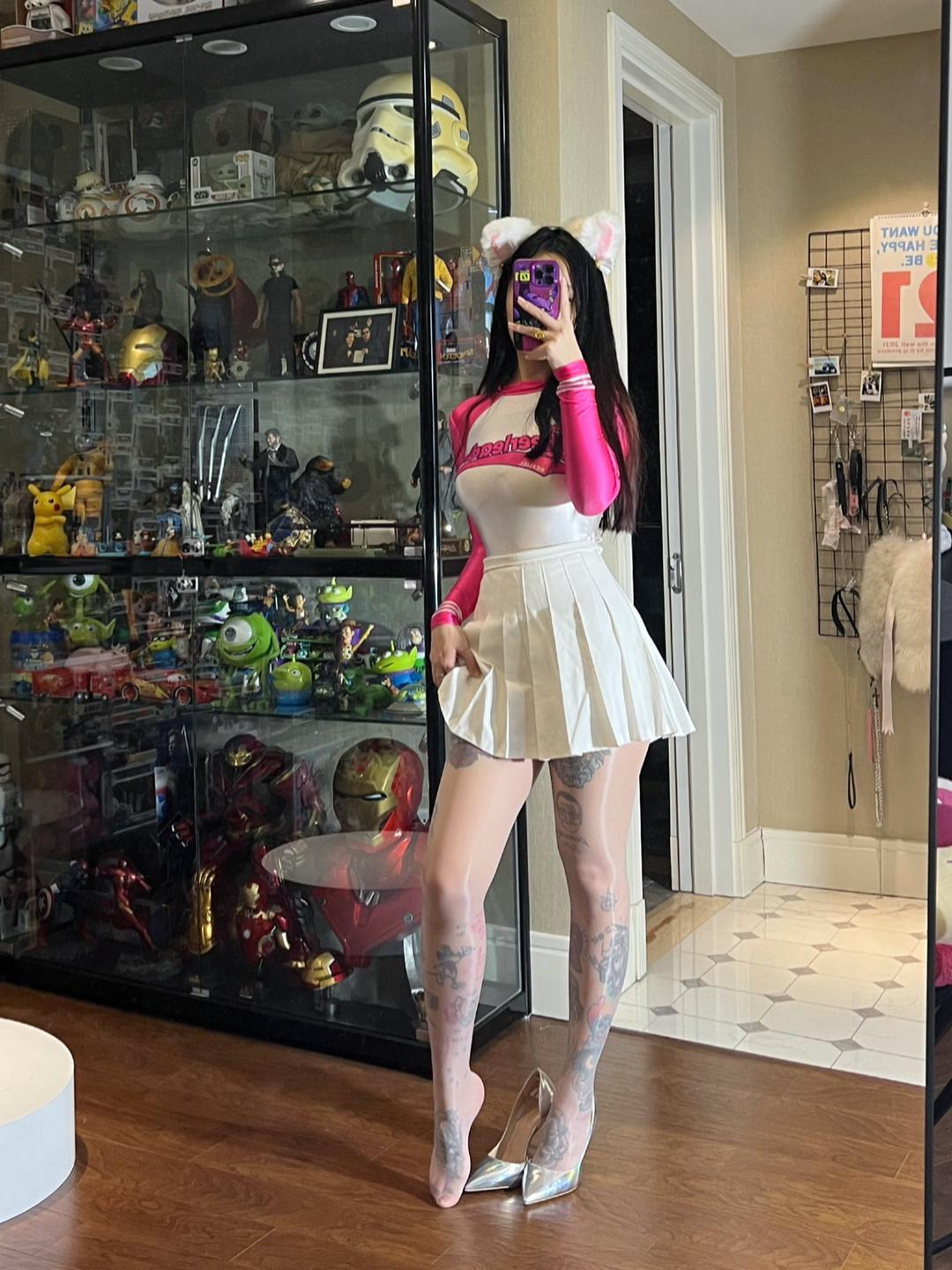 抖音网红卡通百科老王最新擦边视频免费流出,付费内容曝光