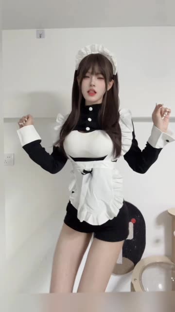 给乔买裙子嘉宾视频精选，乔宝后花园美丽展示