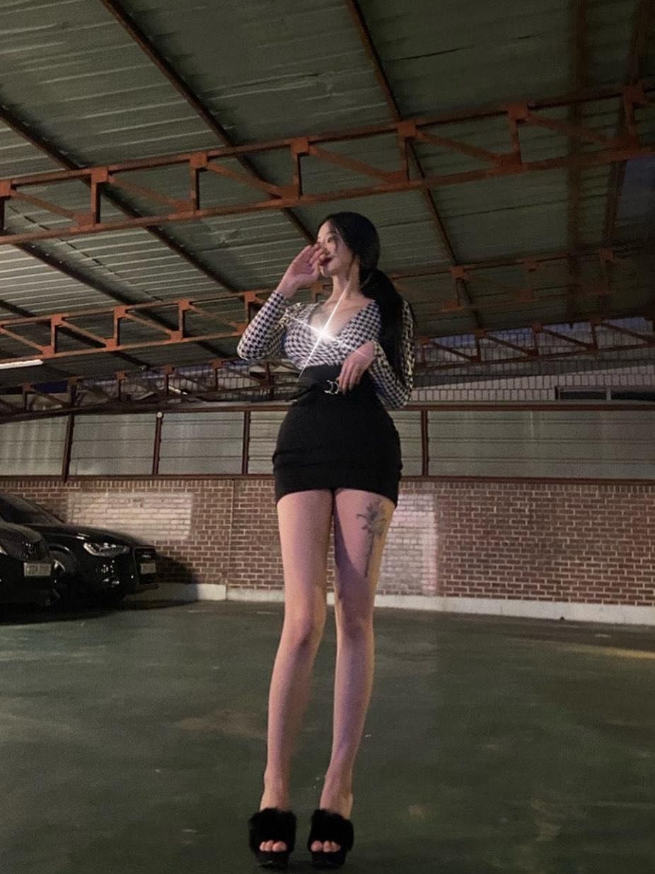 抖音网红软糖熊的迷人之处,粉丝眼中的她