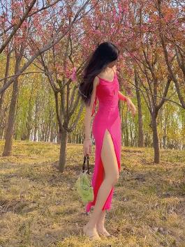 抖音唐十七个人简介,了解她的真实身份与风格