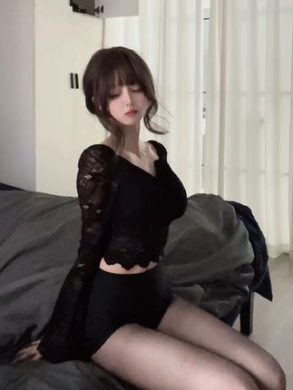 小马漫漫的最新付费视频,如何购买并获取她的专属内容