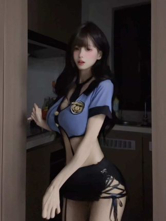 小马浸浸圈内视频内容分析,如何访问她的圈内视频?