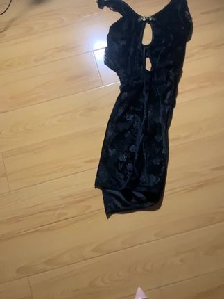 小芋泥yy护士身份揭秘,她的网红身份与现实职业之间有何联系?