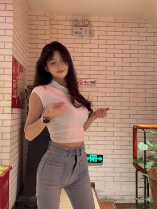 一只树懒维密圈照片合集，她的私密美照展现出怎样的风采？