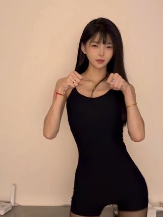 一只树懒的图片包合集,她的资源在哪里可以找到