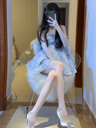 猫梨梨的腿精上线，她的身材照为何引发粉丝热议？