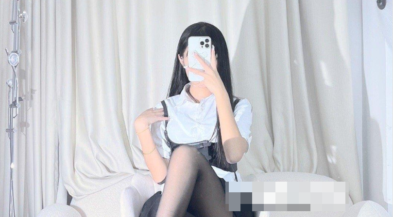 -1 保护好溪溪微密圈姣好身材摄影师自拍作品引爆网络
