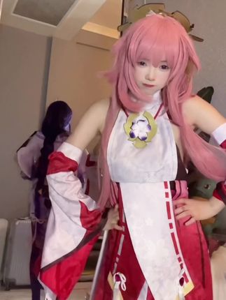 抖音女神小耳酱微密圈内容作品,笑容甜美身材迷人