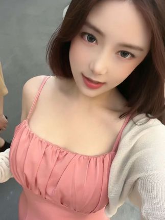 抖音网红奶雯微密圈觅圈资源汇总,充分享受清纯与诱惑的双重魅力
