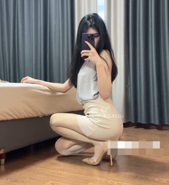 -1 娜我走微密圈圈资源–独特个性与创意充满的网红