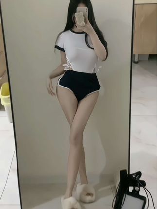 小芋泥yyy打扑克视频内容解析,为何私密视频成了热议焦点?