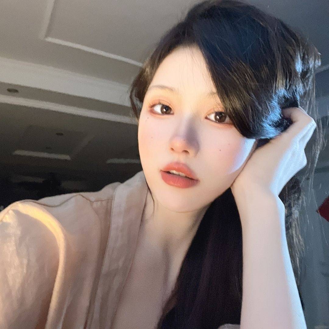 令人心动抖音小师妹微密圈照片赏析-1 令人心动抖音小师妹微密圈照片赏析