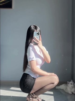 一只立耳猫Rikajiang微密圈作品美丽瞬间,抖音粉丝热议可爱姿态