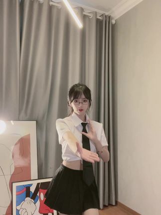 崽崽nanas微博热点，最新动态备受关注