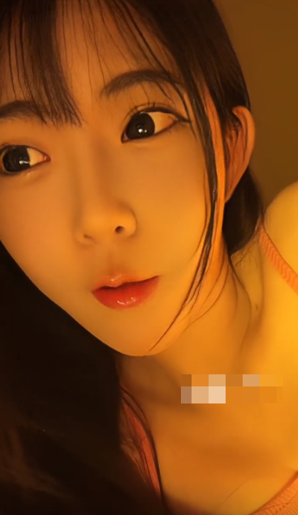抖音妮霸霸微密圈怎么回事,妮霸霸在哪里直播?-1 抖音妮霸霸微密圈怎么回事,妮霸霸在哪里直播?