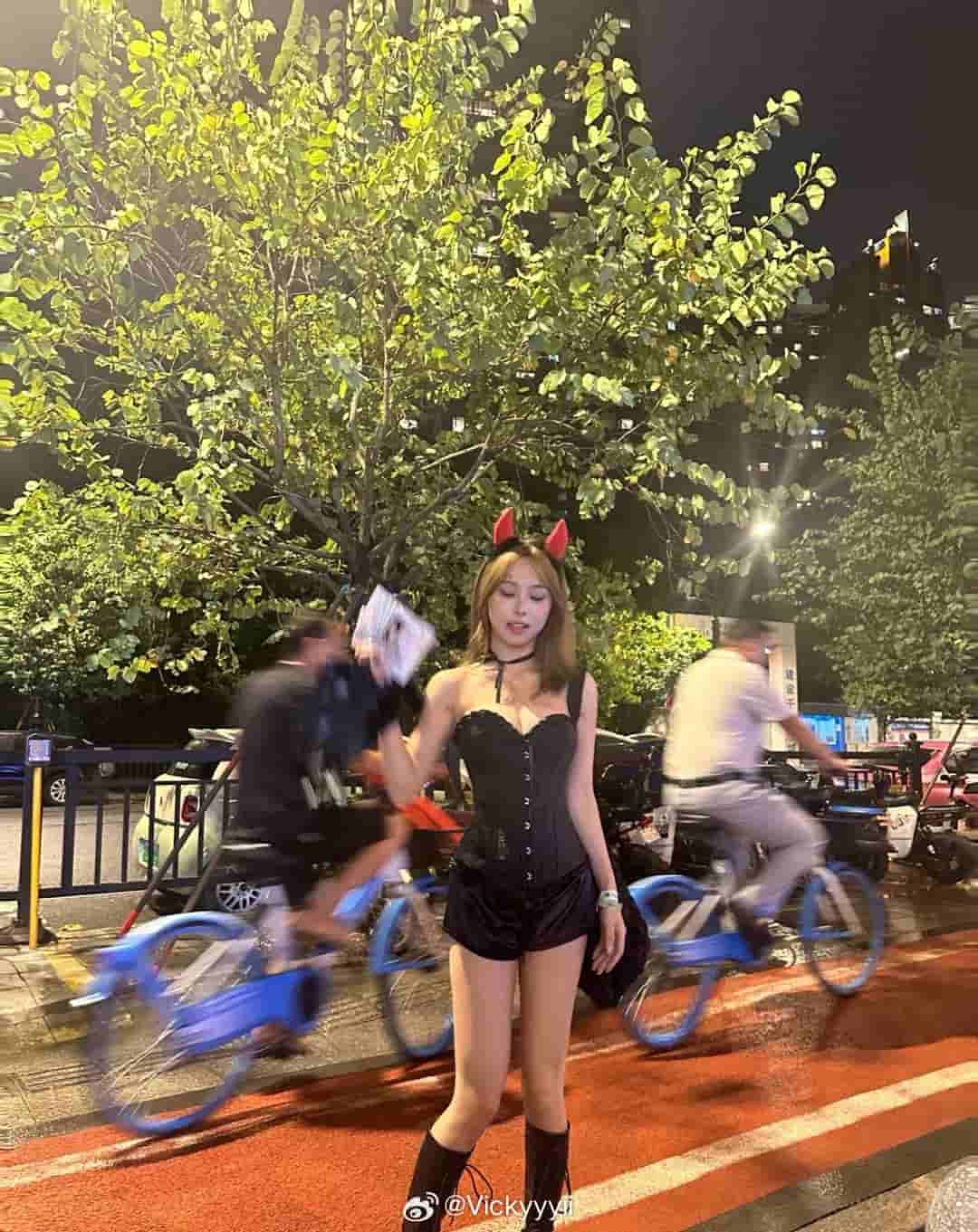 vickyyyiii微密圈作品华丽墨西哥裙装,舞动热情欢乐