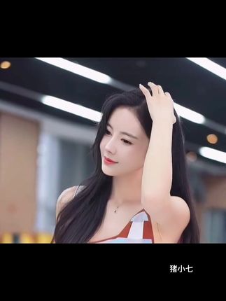 猪小七大摆锤视频引发热议！猪小七的惊险表演回顾