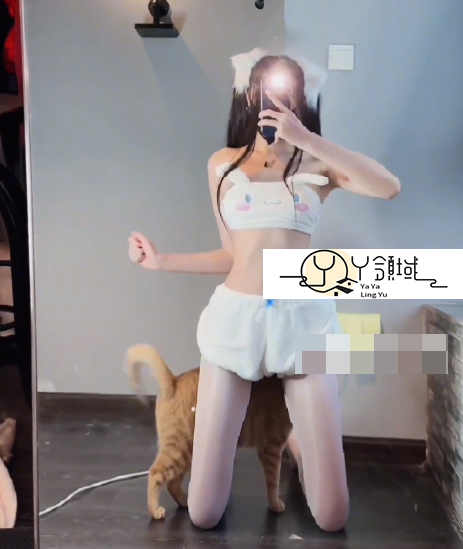 抖音网红小艾根本吃不饱微密圈图片精选作品资源-1 抖音网红小艾根本吃不饱微密圈图片精选作品资源