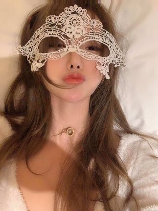 脸红mm的抖音直播间，揭秘她和粉丝的互动瞬间