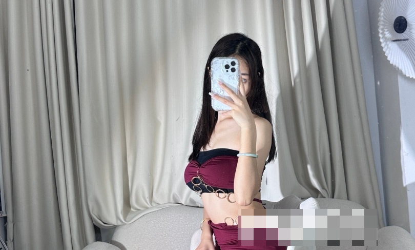 -1 保护好溪溪微密圈姣好身材摄影师自拍作品引爆网络
