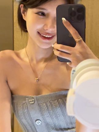 脸红mm的抖音直播间，揭秘她和粉丝的互动瞬间