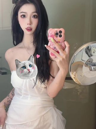 抖音网红不要说我很漂亮(云朵儿的圈子)微密圈作品,完美曲线和清新颜值让人心动