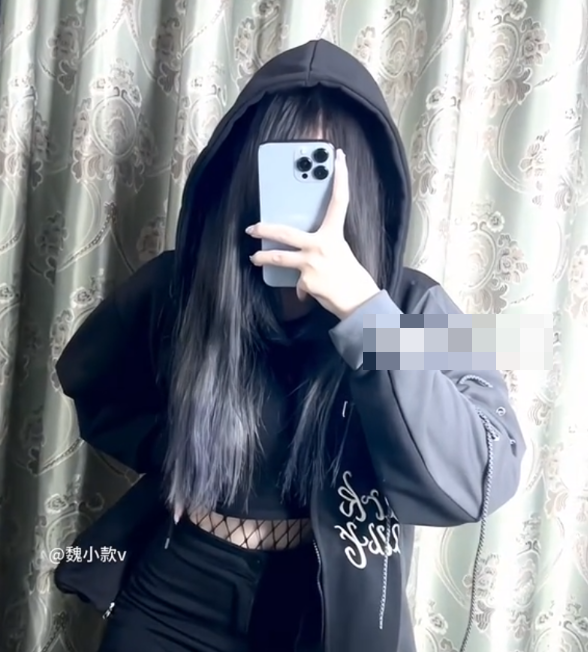 抖音魏小款v微密圈图片出炉,竹竿一样苗条?-1 抖音魏小款v微密圈图片出炉,竹竿一样苗条?