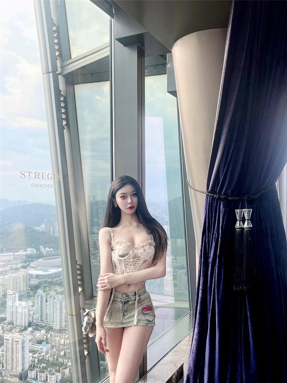 微博小猫咪CK微密圈图片合集资源,小猫咪CK的奇幻穿越