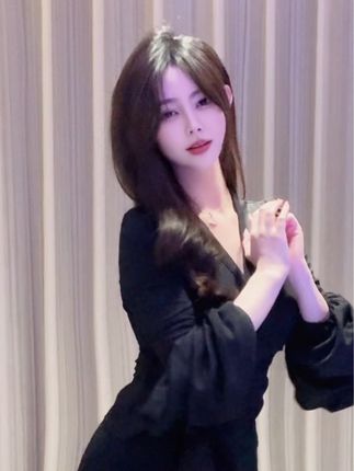 微博奶团奶团微密圈作品颜值身材完美结合,抖音保护小团引发追捧狂潮
