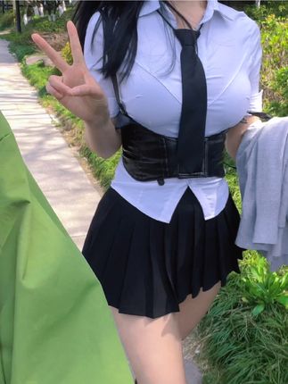 麻辣奶兔碎花旗袍微密圈作品资源,令人惊艳的碎花旗袍微密圈美照