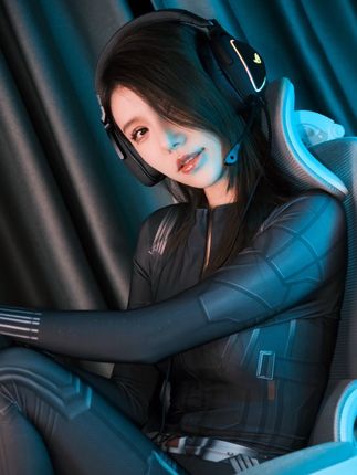 探索时尚界的璀璨明星,脸红八酱微密圈作品带你领略穿搭的艺术