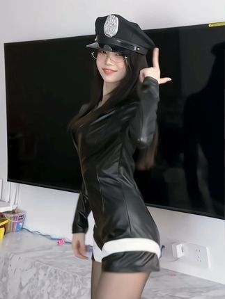 抖音肚脐小师妹带你进入她的微密圈作品圈,揭秘独家内容和互动机会