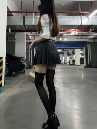享受生活的美好,感受网红刘雅萌微密圈圈子照片的魅力