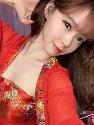 抖音七七仙女照片合集，她的真实生活片段