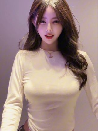 微博奶团奶团微密圈作品颜值身材完美结合,抖音保护小团引发追捧狂潮