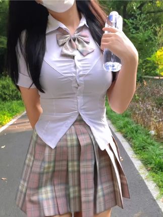 麻辣奶兔碎花旗袍微密圈作品资源,令人惊艳的碎花旗袍微密圈美照