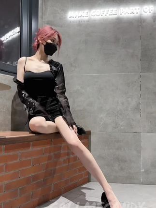 探索女神callmecandy微密圈和觅圈作品,尽情品味她的独家魅力