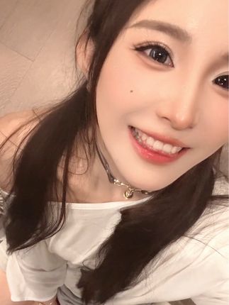 李嘉欣97微博更新,网红女神的最新动态抢先看