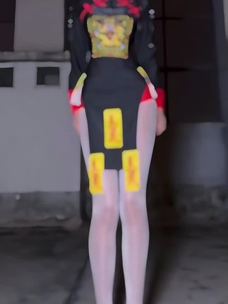 小艾根本吃不饱微密圈资源长什么样,揭示她的半脸风采